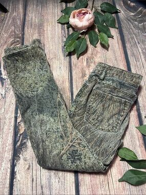 Mossy oak camo kids jeans size 8